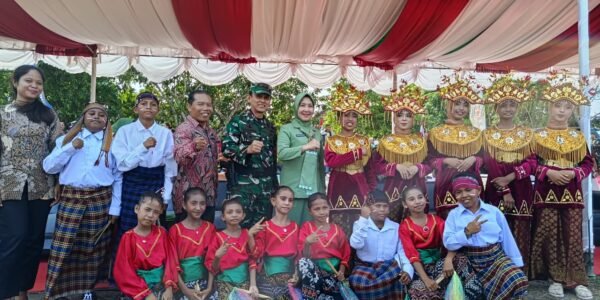 Mayjen TNI Ujang Darwis Resmikan Akhir TMMD ke-129 di Desa Deniang