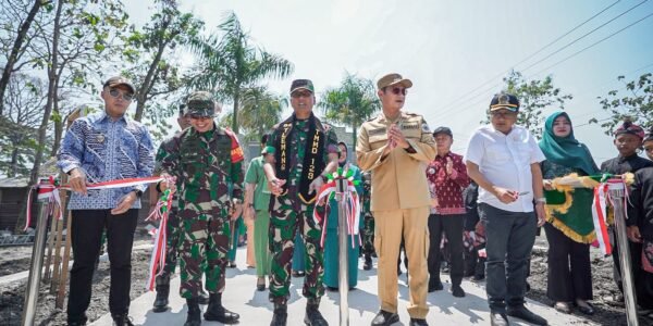 Bupati Lamongan Menghargai Kesuksesan TMMD 129 Dalam Memajukan Infrastruktur Desa