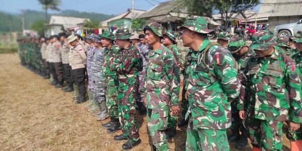 Satgas TMMD ke-130 Siapkan Renovasi Rumah Warga di Citorek Barat Setelah Apel Pagi