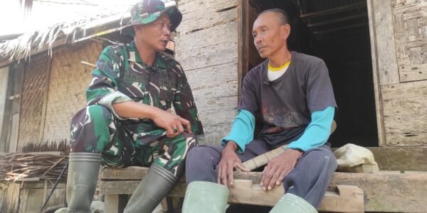 Bapak Entang Akses Renovasi Rumah Melalui Program TMMD ke-130 Setelah Tiga Dekade