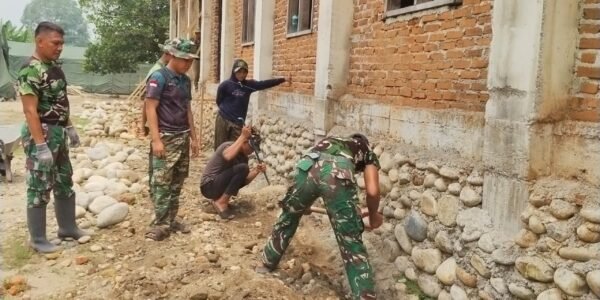 Membangun Papua Tengah: TNI dan Masyarakat Bersatu dalam Program TMMD