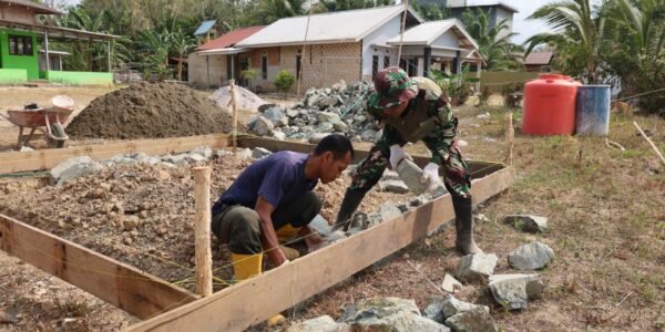 Pembangunan Pondasi Poskamling TMMD ke-130 Sukses Diselesaikan Dalam Satu Hari
