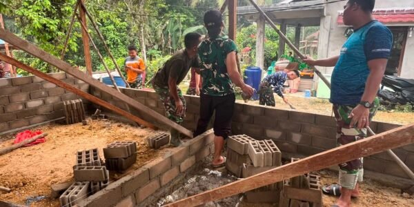 TMMD Kodim 1210/Landak Mulai Bangun Hunian Baru untuk Ibu Suhanim