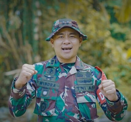 Kedekatan TNI dan Masyarakat Terjalin Lewat Interaksi Santai saat TMMD