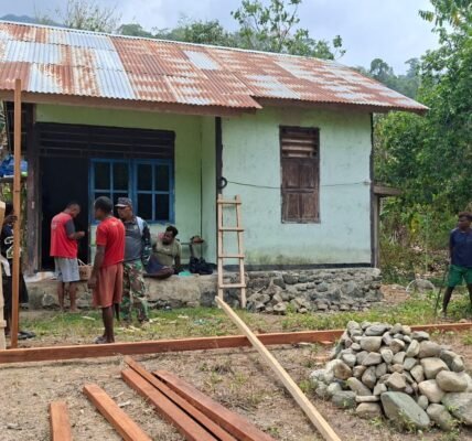 Perbaikan Rumah Tidak Layak Huni: Komitmen TNI dalam TMMD ke-130 Perbaikan Rumah Tidak Layak Huni: Komitmen TNI dalam TMMD ke-130