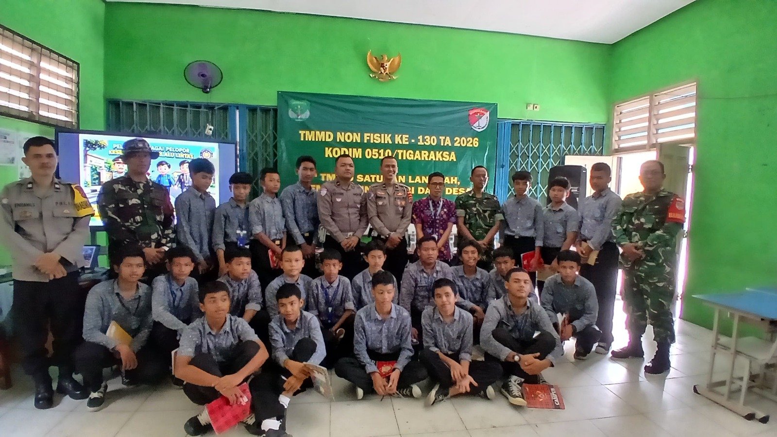 Kodim 0510/Tigaraksa Ajak Pelajar Pahami Pentingnya Disiplin di Jalan Raya