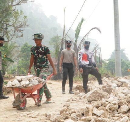 Membangun Sinergi di Luwu Timur Lewat Program TMMD yang Efektif Membangun Sinergi di Luwu Timur Lewat Program TMMD yang Efektif