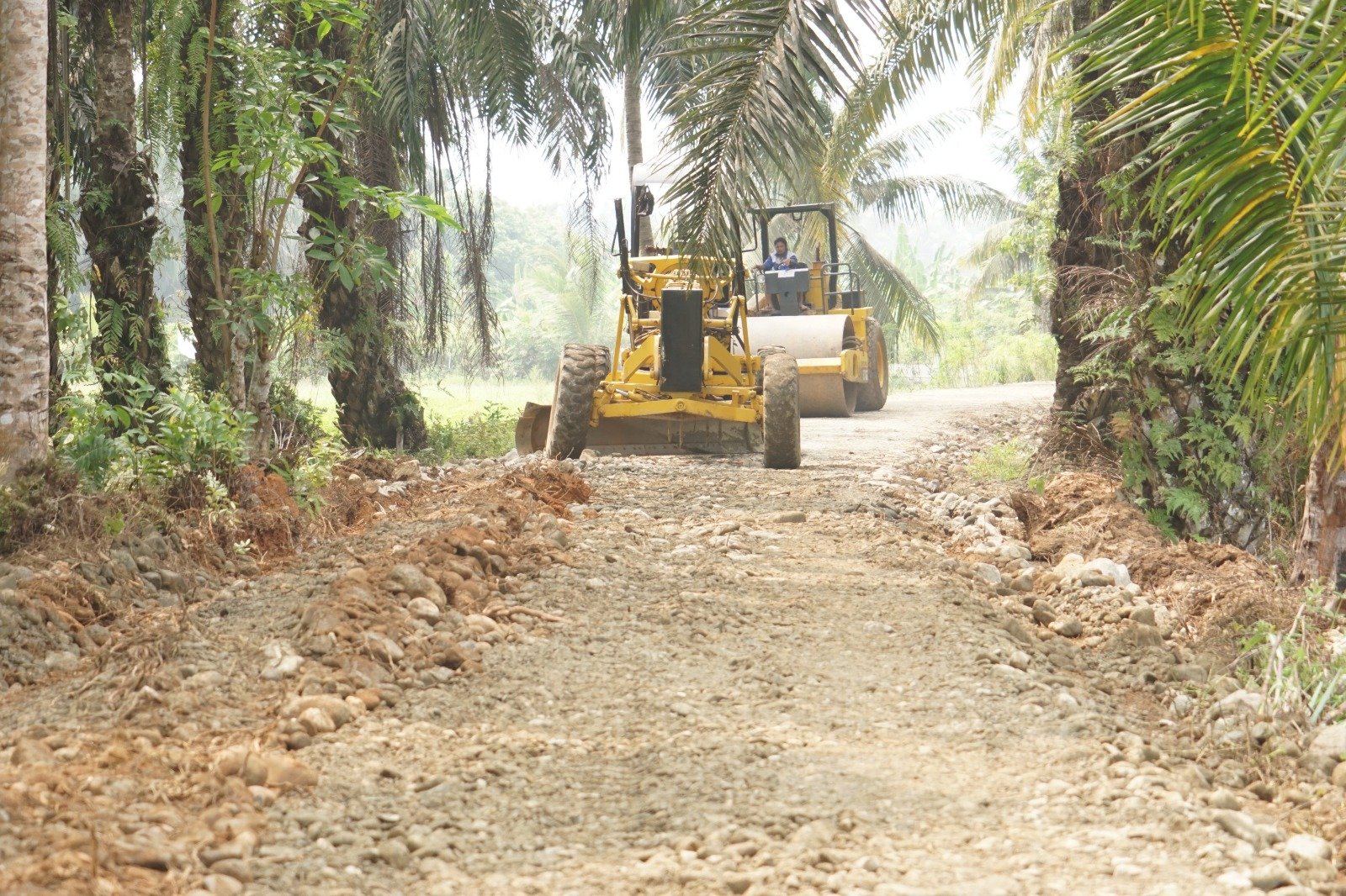 Jalan TMMD ke-130 Kodim 0407/Kota Bengkulu Buka Akses Ekonomi Warga Perbatasan Bengkulu Tengah