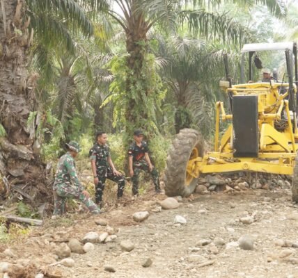 Pembangunan Jalan TMMD ke-130 Kodim 0407/Kota Bengkulu di Kandang Limun, Berkah bagi Warga Perbatasan Kabupaten Bengkulu Tengah